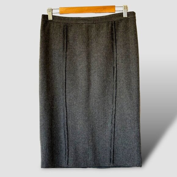 Club Monaco Reverse Seam Grey Wool Blend Skirt | Side Zip | Size 6 | Kick Pleat? - Picture 1 of 8